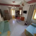 בית נופש Agnanti House *