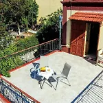 Agnanti House בית נופש *