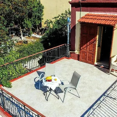 Agnanti House Feriehus *