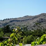 Agnanti House Tatil Evi Simi