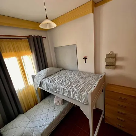 Agnanti House בית נופש *