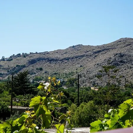 Agnanti House בית נופש סימי