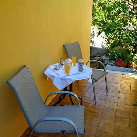 Agnanti House בית נופש *