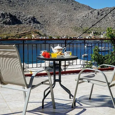 Agnanti House בית נופש *